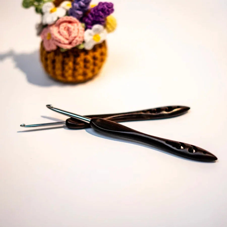 Crochet en bois de santal CrochetPark™