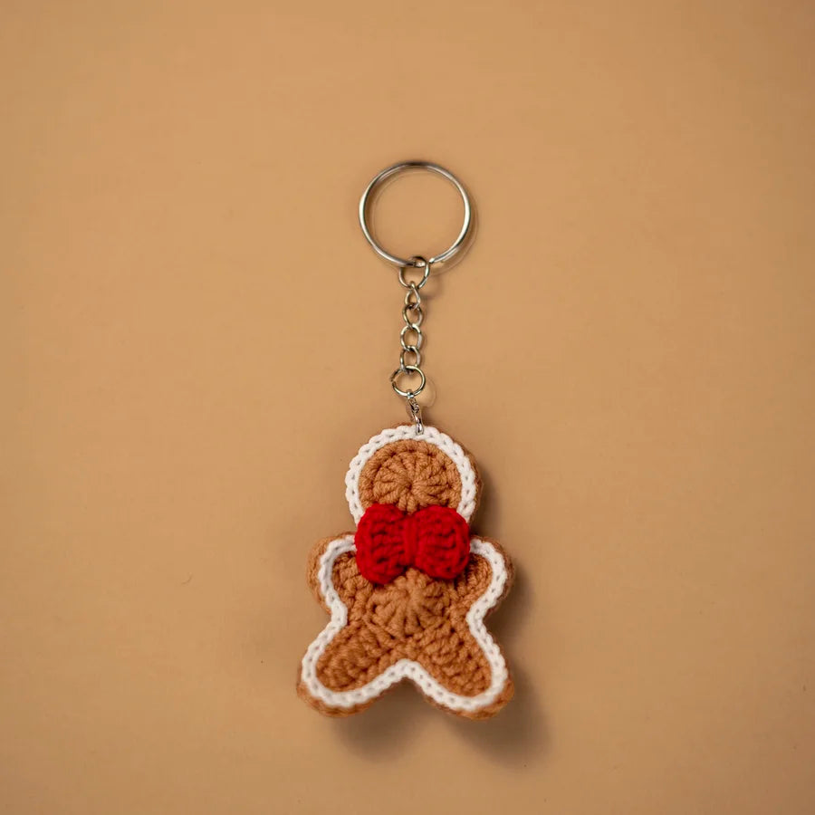 CrochetPark™ Handgefertigter gehäkelter Weihnachtsschlüsselanhänger