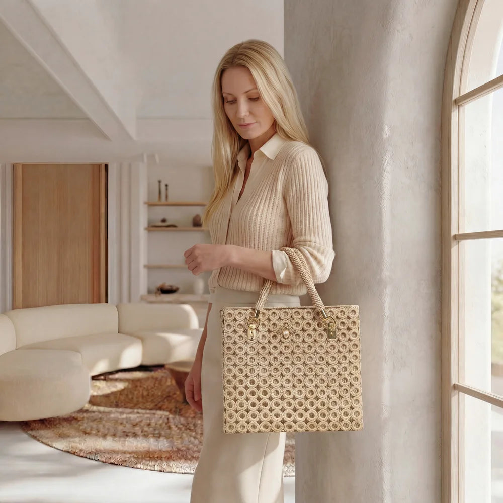 CrochetPark™ Garden Bee Crochet Bag Kit