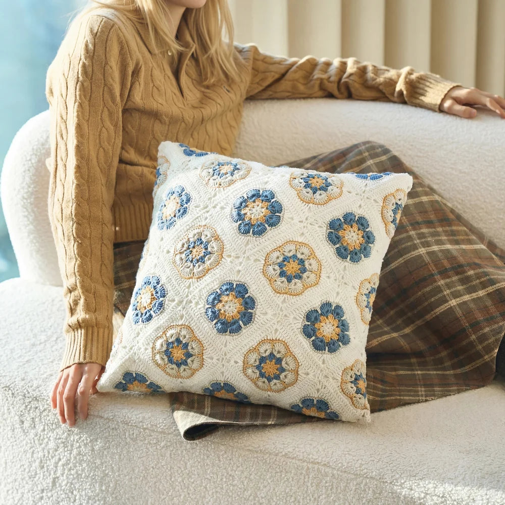 CrochetPark™ Delft Pillow Kit