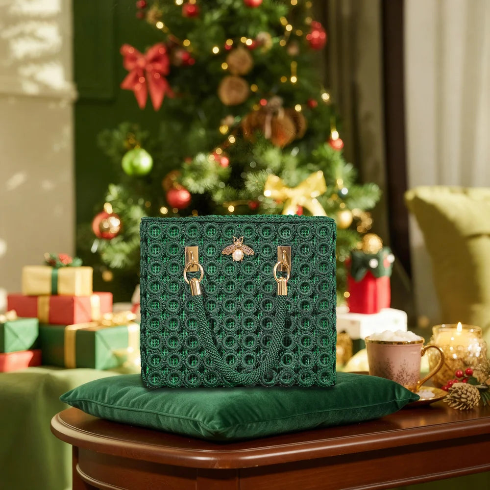 CrochetPark™ Garden Bee Crochet Bag Kit