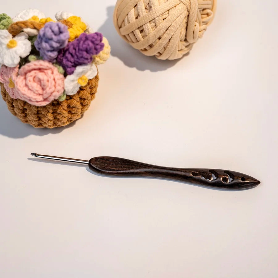 CrochetPark™ Sandalwood Crochet Hook