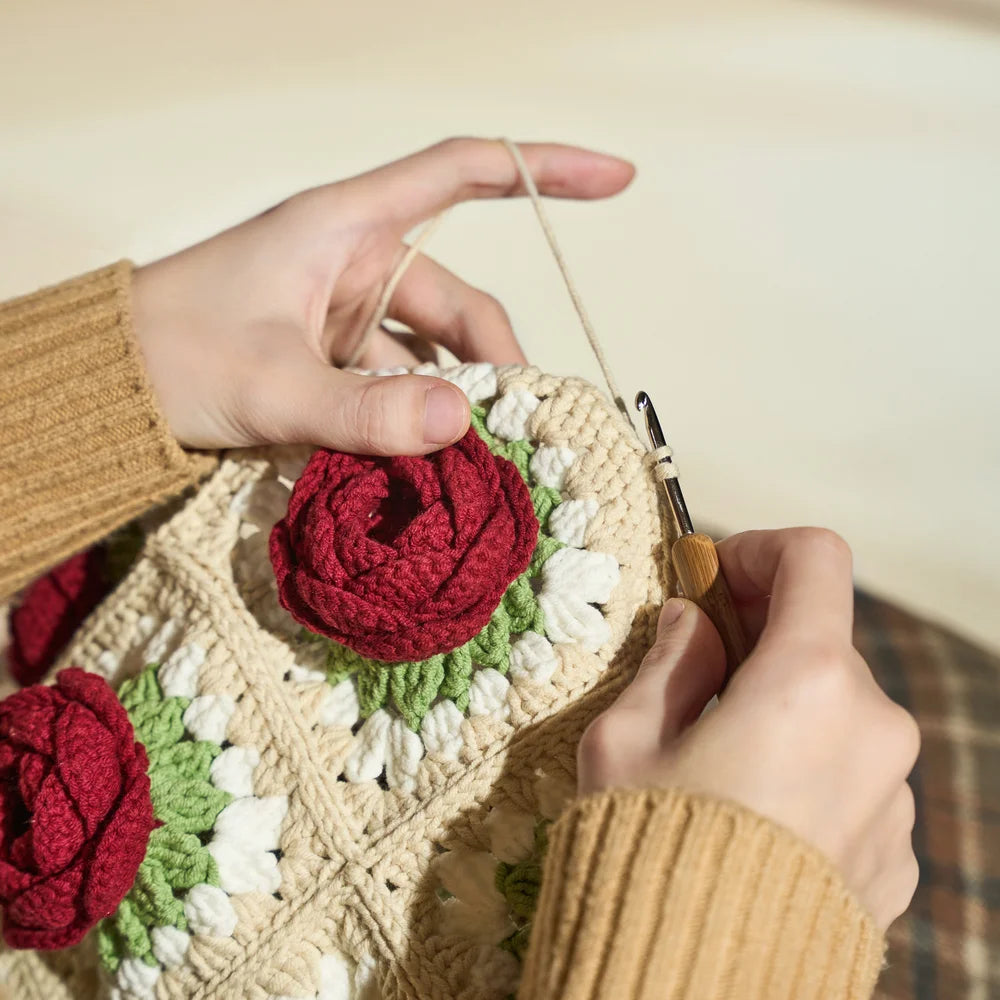 1980 Rose Handbag Crochet DIY KIT