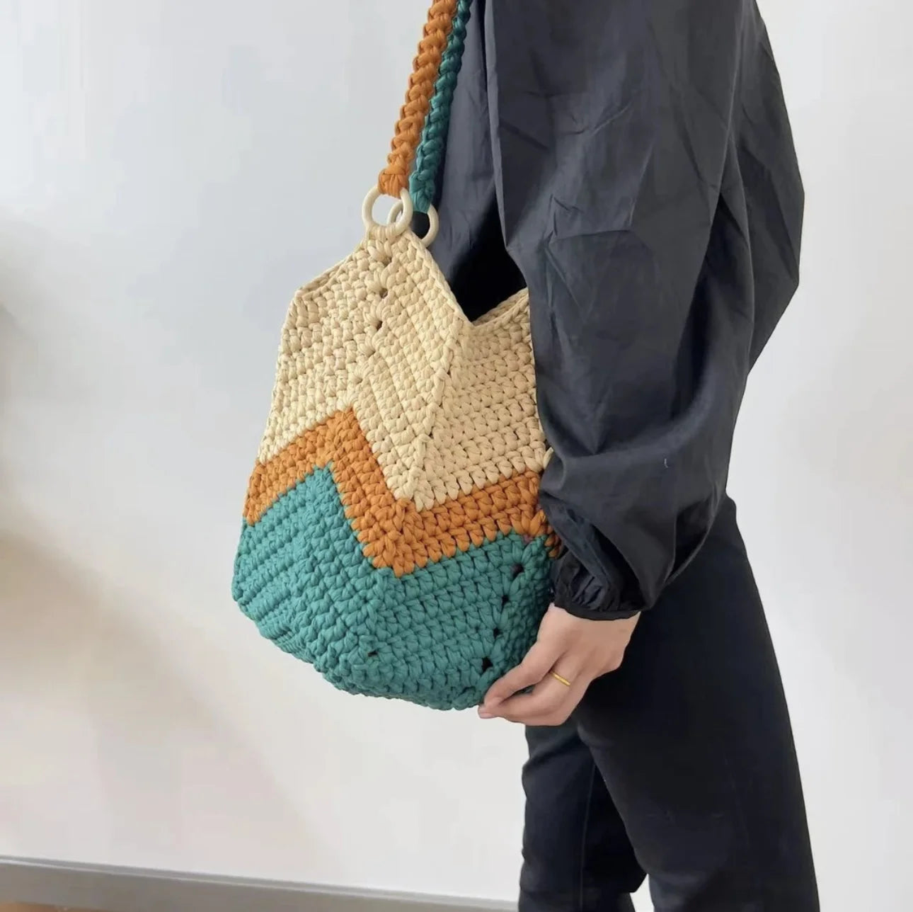 CrochetPark™ Meadow Shoulder Bag Crochet Kit