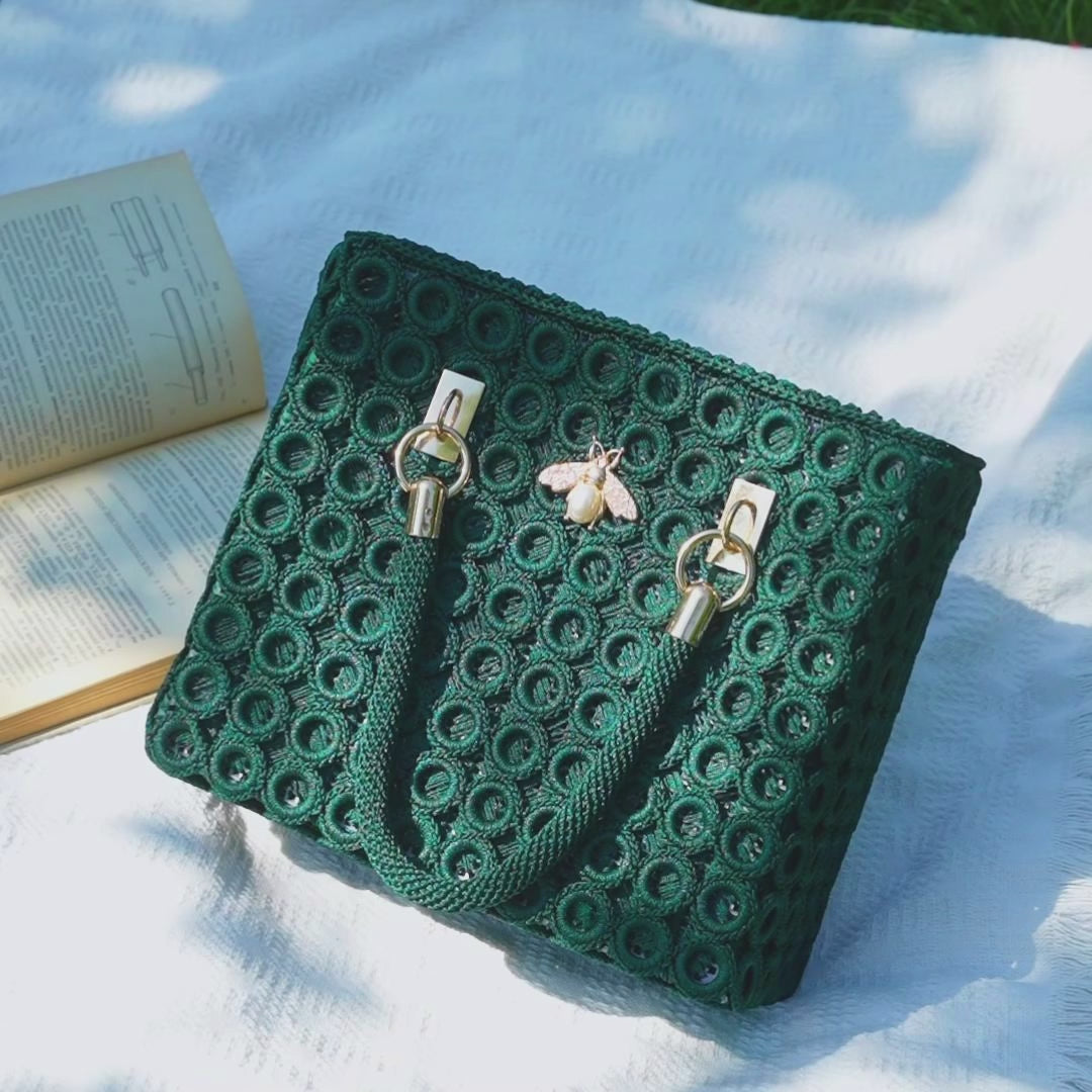 Garden Bee Crochet Bag Kit